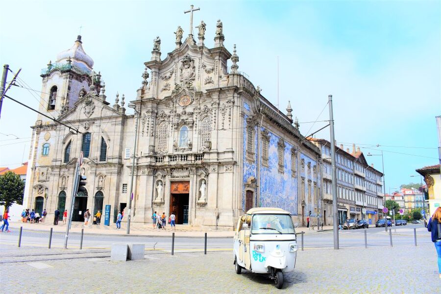 Porto: Private Tuk-Tuk Tour with Short Walks and Wine - Serra do Pilar viewpoint and the included Porto wine