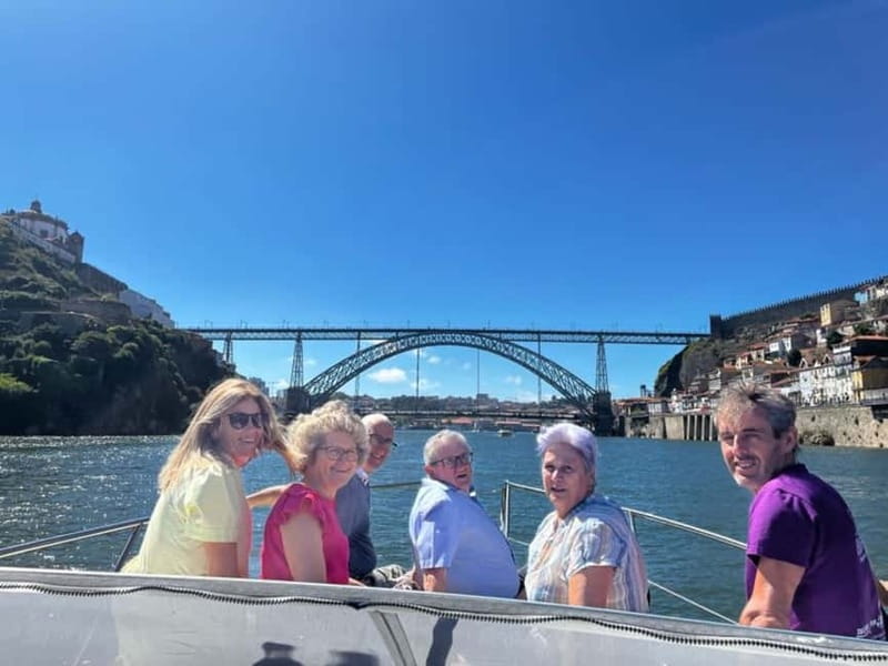 Porto: Private Yacht Tour with Wine, Snacks & 6 Bridges - Food, wine, and the value of local flavor