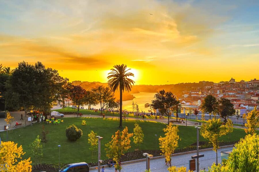 Porto: Sunset Walking Tour with Port Wine and Views - Key points to know before you book