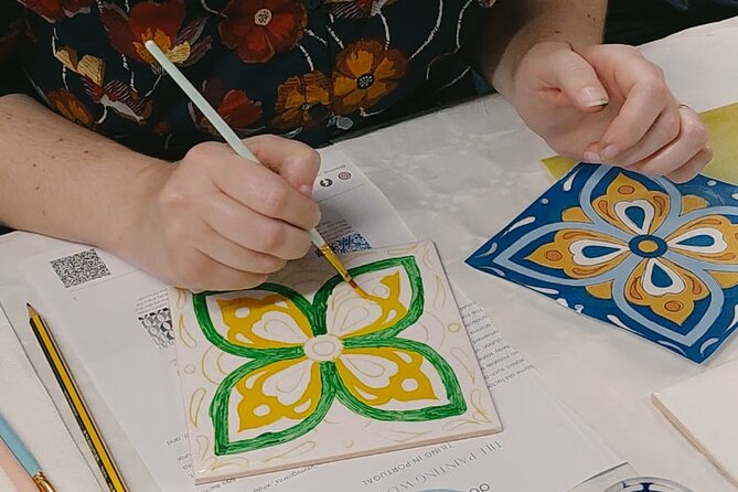 Porto: Tile Painting Workshop with Porto Wine - Sé do Porto - Why painting a Porto tile is worth two hours