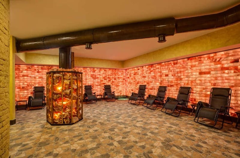 Prague: Beer and Wine Spa Bath with Salt Cave Experience - Service Makes a Difference Here