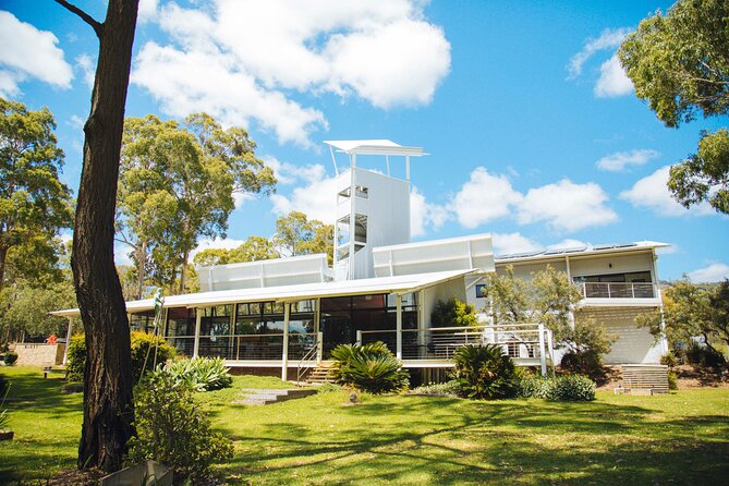 Premium Hunter Valley Wine Tour with Lunch from Sydney - How much value do you get for €159.25?