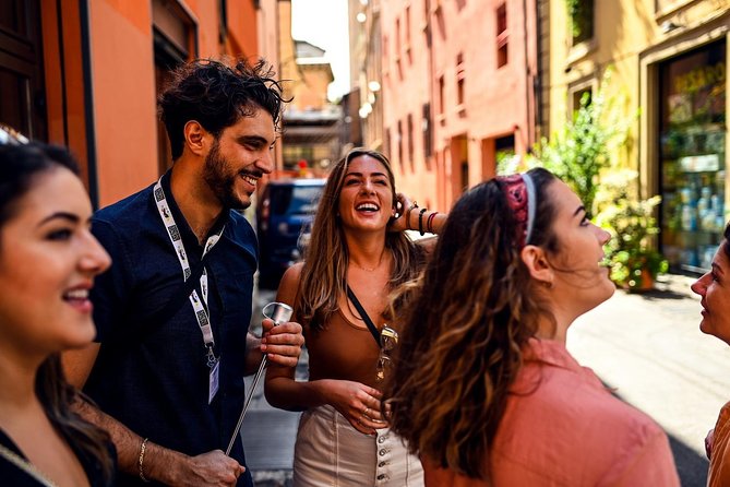 Private Bologna Food & Market Tour with 6 Tastings & Wine - What you actually taste in three and a half hours