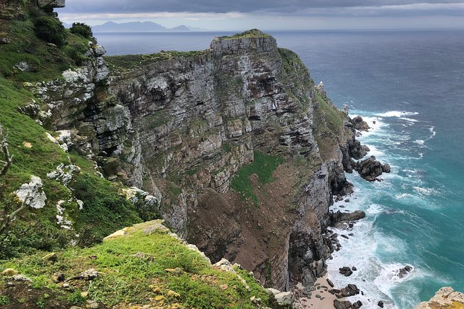 Private Day Tour to Cape Point , Penguins, Wine or Beer Tasting - Camps Bay, Clifton, and Llandudno viewpoints