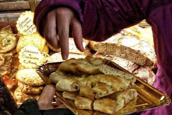 Private Flavors of Florence Walking Tour (Food and Wine Included) - Coffee, truffle pâté, and Florence on foot