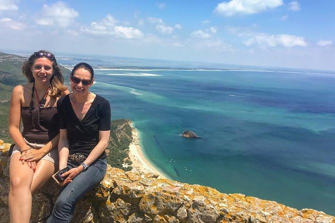 Private Lisbon Arrabida Wine Tour: Food & Wines, Mountain and Sea - Watching traditional tiles take shape