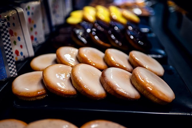 Private Montmartre Food Tour with Wine, Cheese & Pastries - A food-first way to meet Montmartre
