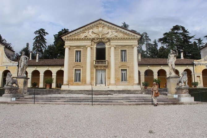 Private Prosecco , Hilltowns & Palladian Villa Tour from Venice - A Full Day Beyond Venice