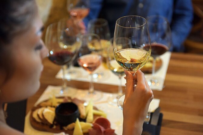 Private Wine Tasting Under the Guidance of a Sommelier in Rhodes - The sommelier makes the difference