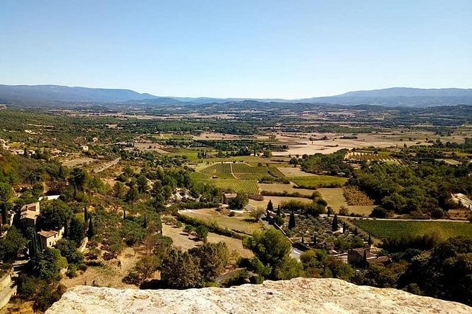 Provence Wineries and Luberon Villages Day Trip from Aix-en-Provence - Gordes finishes the village circuit