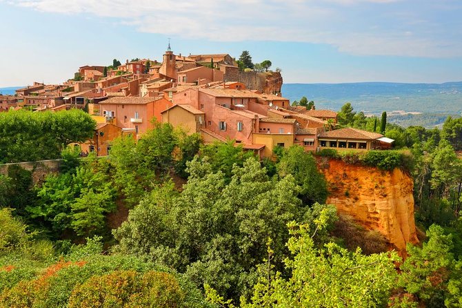 Provence Wineries and Luberon Villages Day Trip from Aix-en-Provence - The short return to Aix and the lunch question