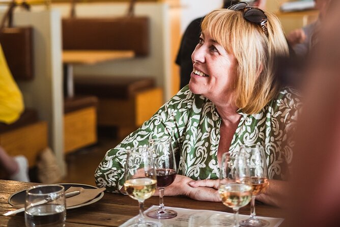 Queenstown: Afternoon Wine & Beer Tour with Platters - What the four-hour format really gives you