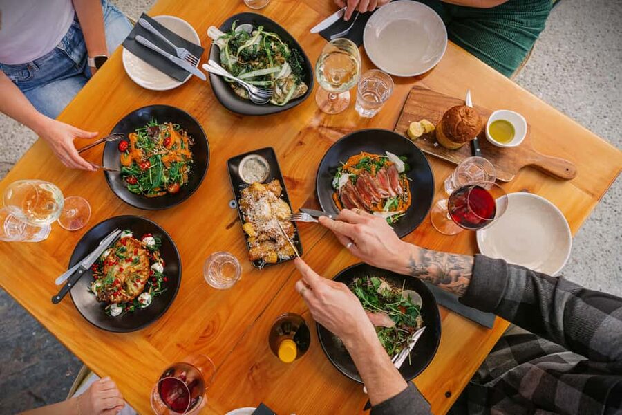 Queenstown: Wine & Food Tour, Scenic Tastings & Paired Lunch - The first winery sets the pace