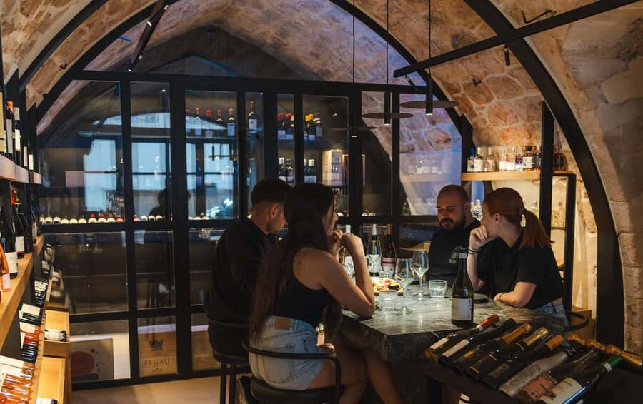 Rethymno: Cretan Wine Tasting Guided Tour with Local Food - Local food that makes sense with the wine