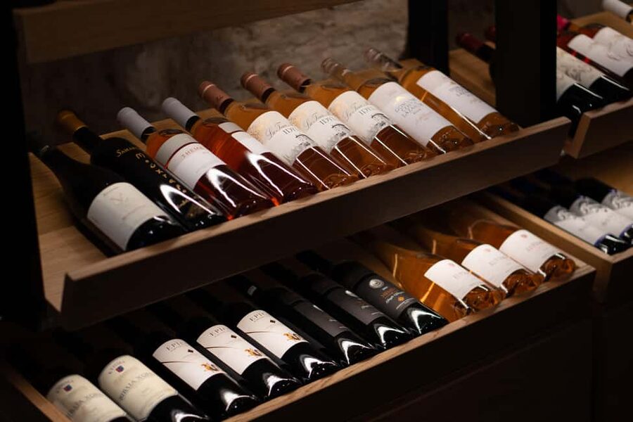 Rethymno: Cretan Wine Tasting Guided Tour with Local Food - Why Cretan wine is worth your attention