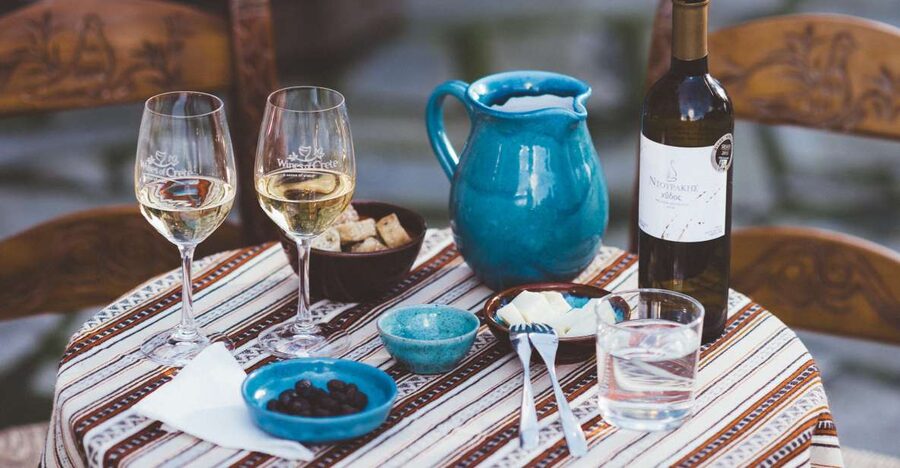Rethymno: Private Winery & Olive Oil Tasting Tour with Lunch - Dourakis Winery and five Cretan wines