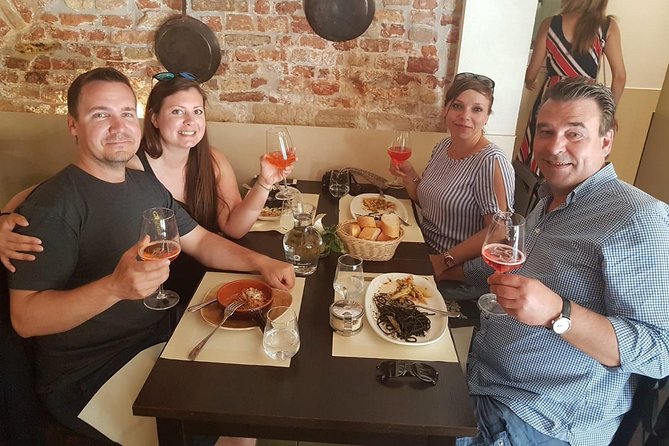 Rialto Market Food and Wine Lunchtime Tour of Venice - Rialto Bridge and Campo San Bartolomeo