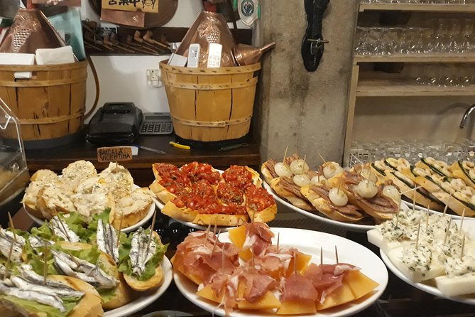 Rialto Market Food and Wine Lunchtime Tour of Venice - Campo Santi Giovanni e Paolo