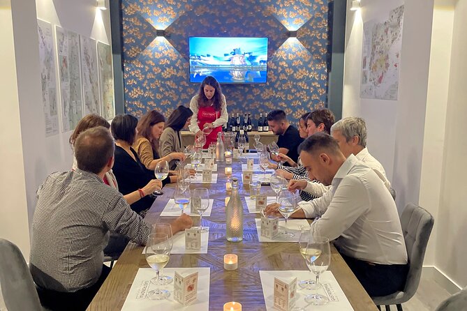 Rioja & Txakoli Wine Tasting in Bilbao with a Local Sommelier - Who should book this experience?