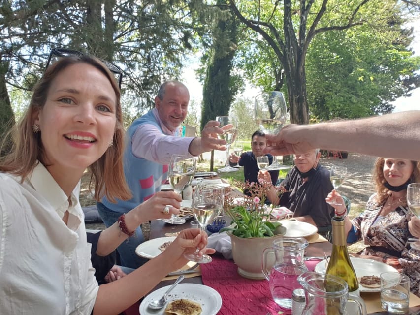 ROMANTIC WINE TOUR FOR 2 - Wine Tour in Chianti (Tuscany) - The road from Florence includes a worthwhile viewpoint