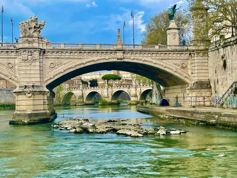 Rome: Food Tasting and Wine Pairing & Tiber River Boat Ride - The Tiber cruise from Ponte Sant’Angelo