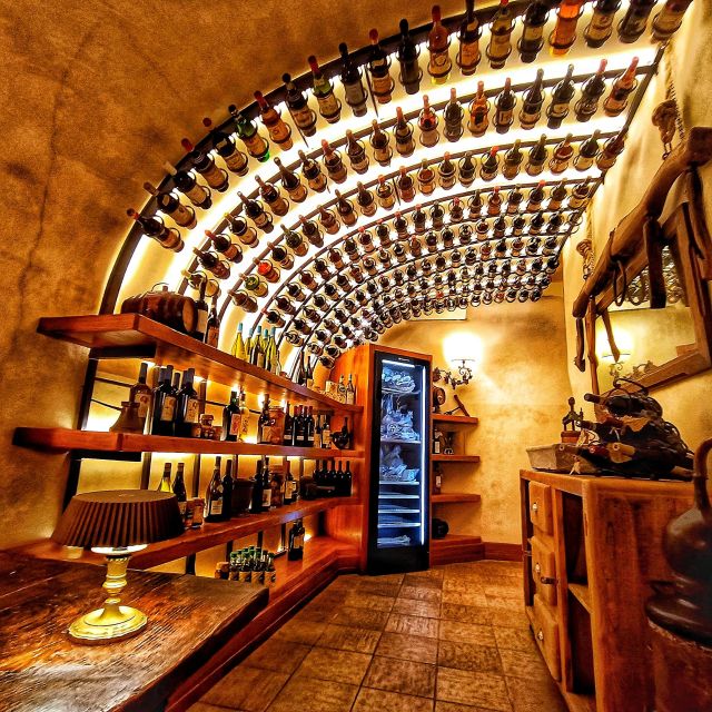 Rome Food Tasting with Wine Paring in Trastevere Experience - What fills the table in 75 minutes