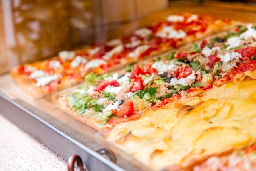 Rome: Food Tour near Vatican City with Wine - The guides make the difference