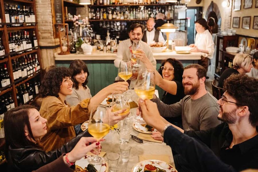 Rome Food Tour: Trastevere Aperitivo, Wine & Pasta Dinner - The hot supplì stop