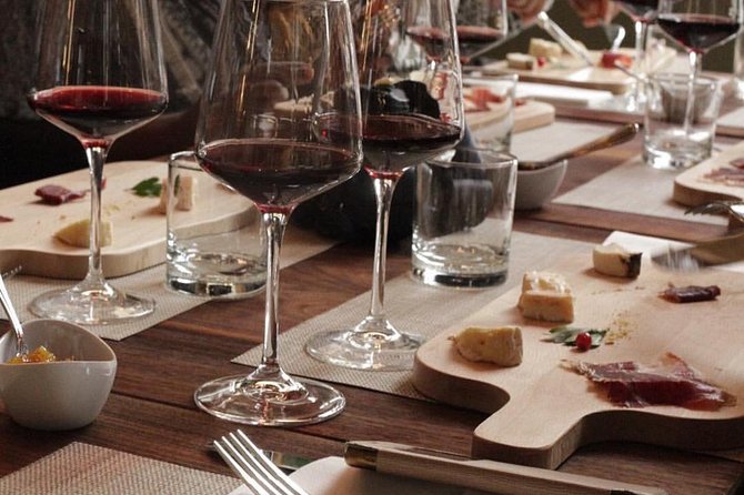 Rome Food Tour: Unlimited Tastings with Fine Wine & Barolo - Key points to know before you book