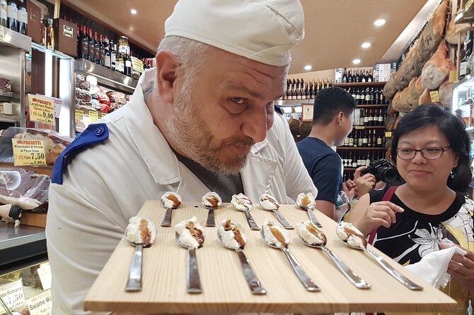 Rome Food Tour: Unlimited Tastings with Fine Wine & Barolo - Il Segreto serves the main Roman pasta course