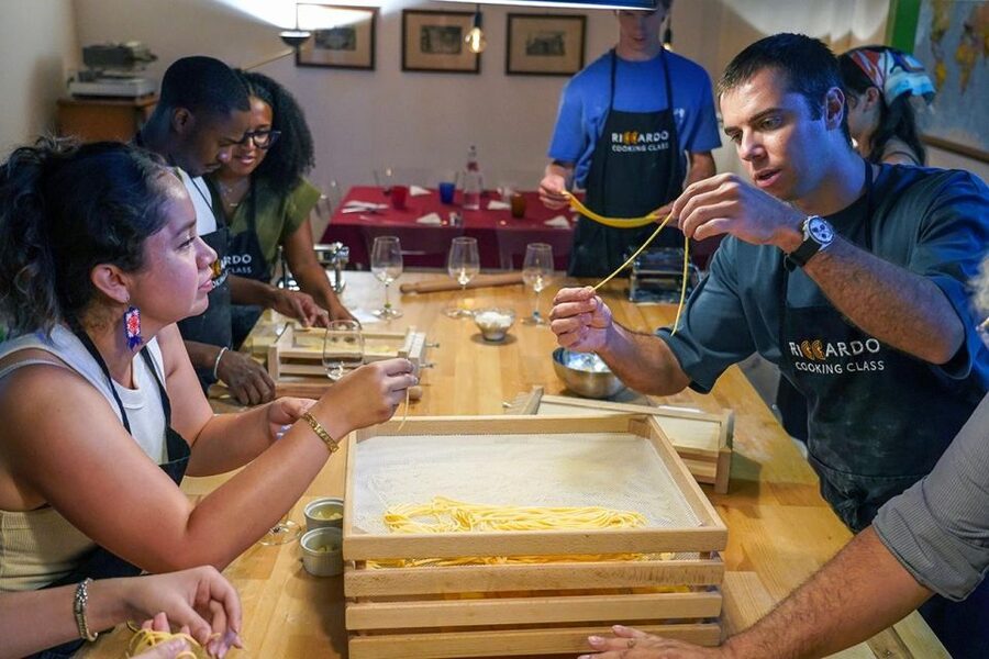 Rome: Fresh Pasta-Making Class with Italian Chef and Wine - From Roman kitchen welcome to pasta dough