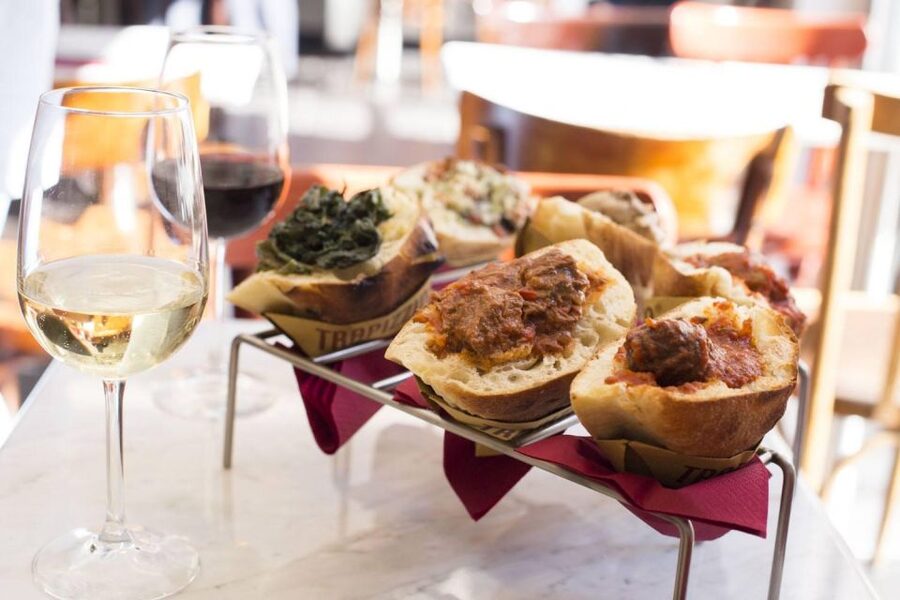 Rome: Gourmet Food Tour with Dinner & Barolo Wine - Why this Rome food tour works so well