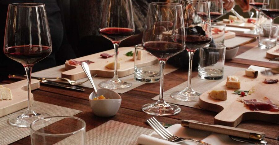 Rome: Italian Food and Wine Guided Tasting Experience - Starting near Cipro Metro Station
