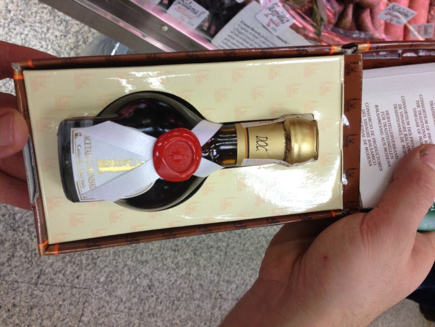 Rome: Italian Food and Wine Guided Tasting Experience - Cheese, vinegar, and olive oil