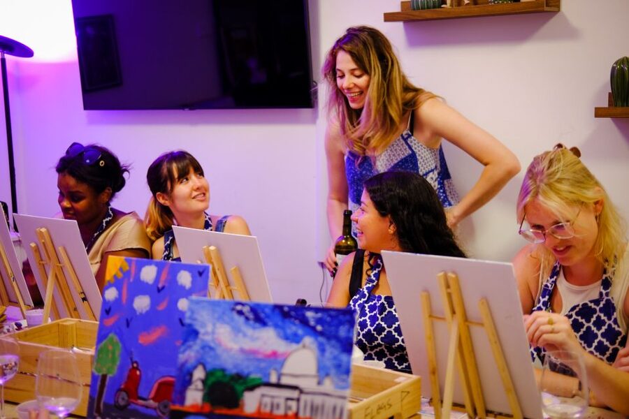 Rome: Painting Class with Unlimited Wine - What the 2.5-Hour Rome Painting Class Feels Like