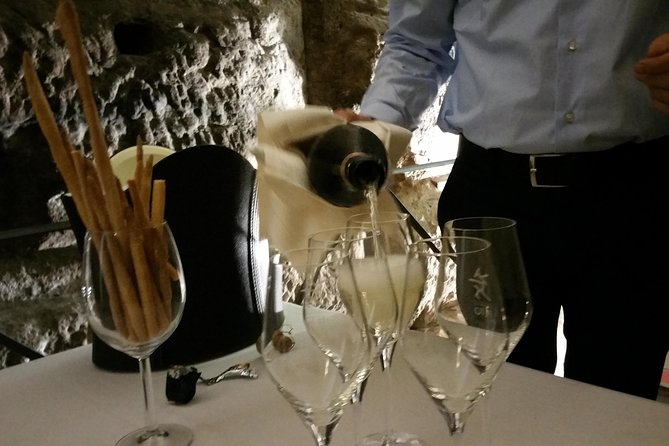 Rome Pantheon: Fine Food & Wine Pairing Dinner with Sommelier - Dinner at Casa Bleve near the Pantheon