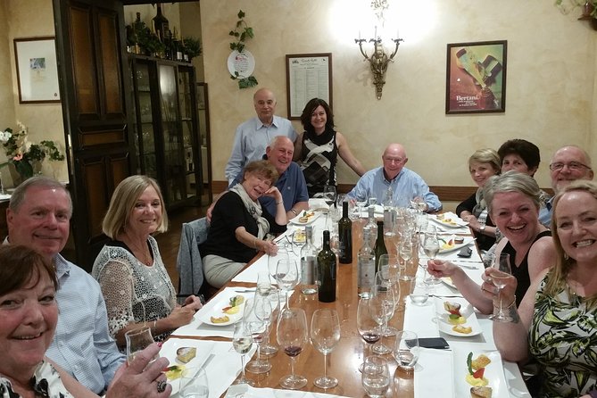 Rome Pantheon: Fine Food & Wine Pairing Dinner with Sommelier - The guides make or break the evening