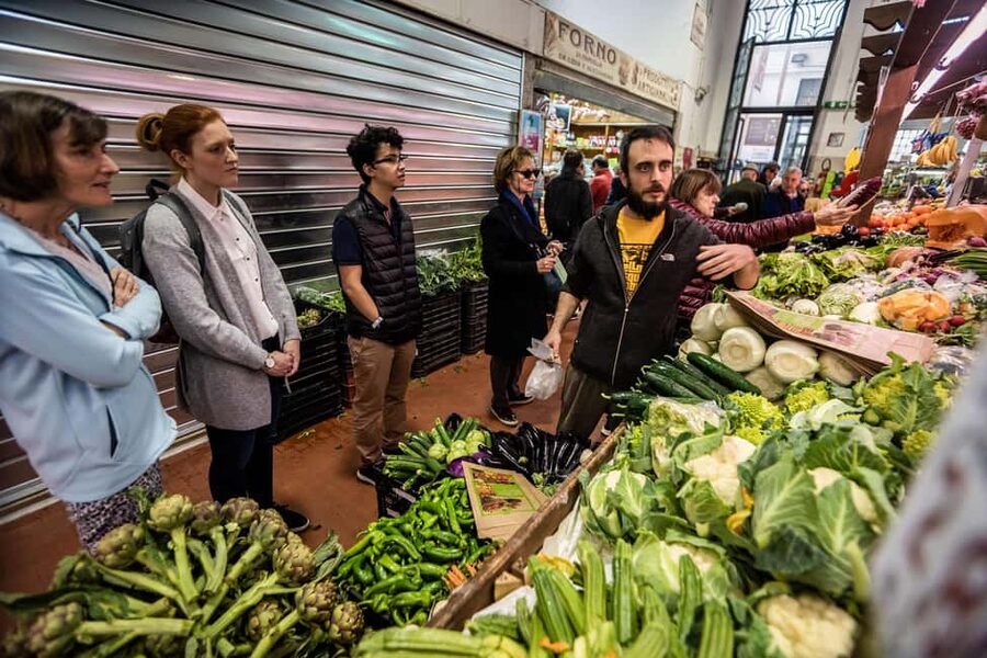 Rome: Pasta Cooking Class with Market Visit and Wine - From Via Palestro to Nomentano Market