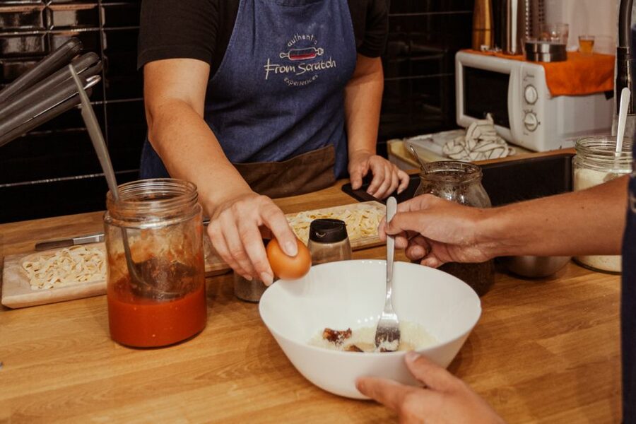 Rome: Pasta Making with Wine Tasting and Dinner in Frascati - The atmosphere and group experience