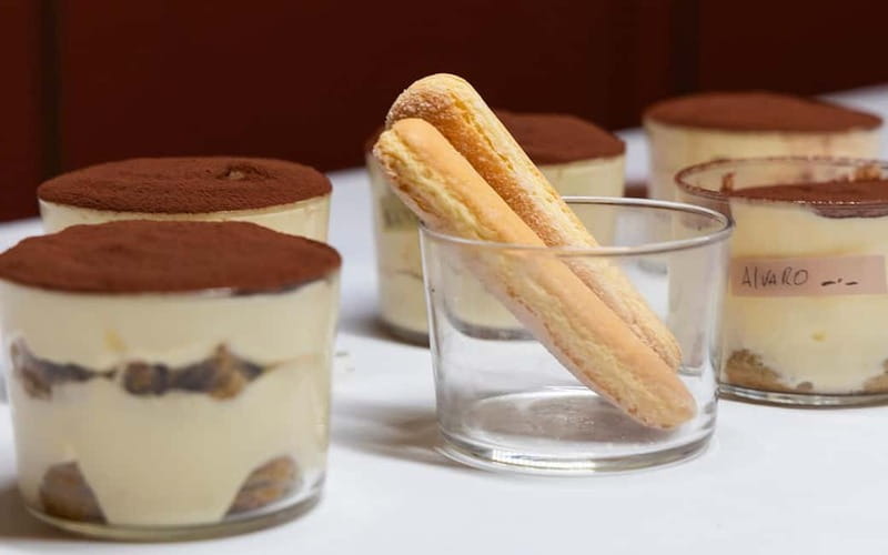 Rome: Pizza and Tiramisù Cooking Class with Glass of Wine - Price, timing, and practical planning