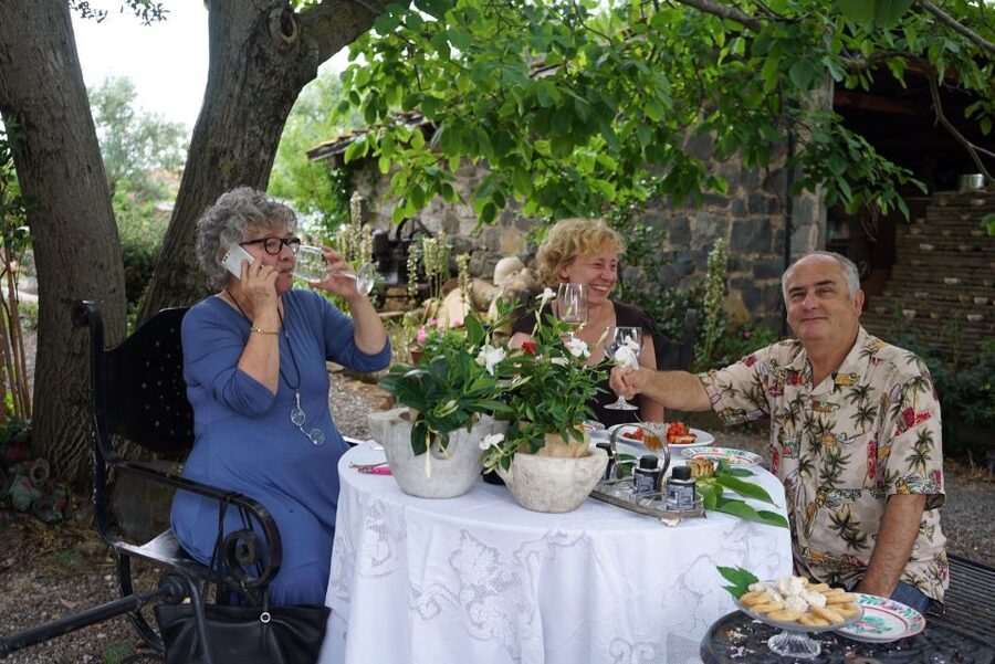 Rome: Private Castelli Romani Wine Tasting Tour - Practical details that make a difference