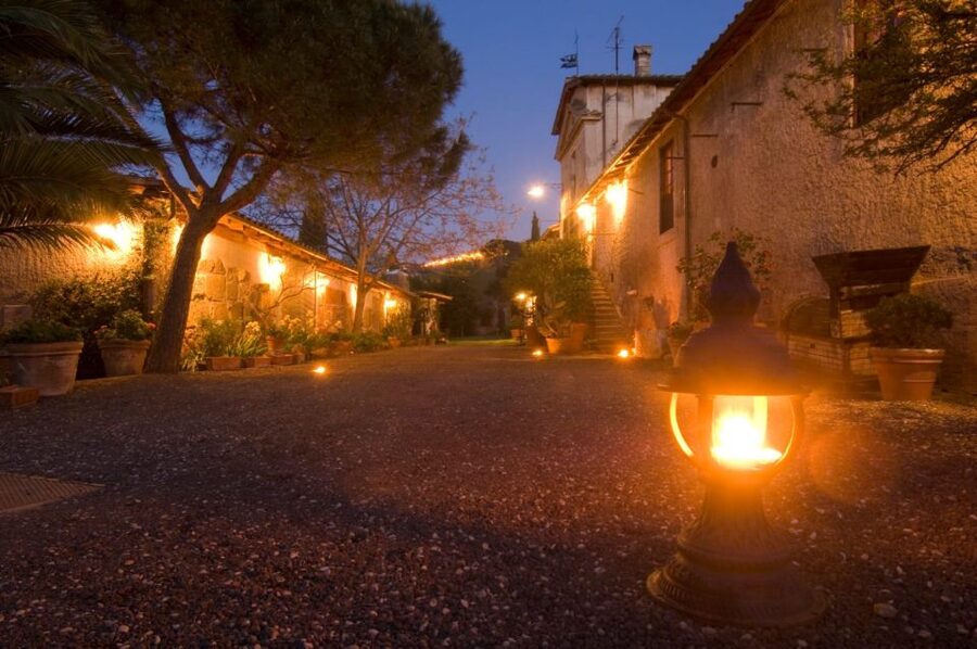 Rome: Private Countryside Wine Tasting Tour - Leaving Rome for the Castelli Romani hills