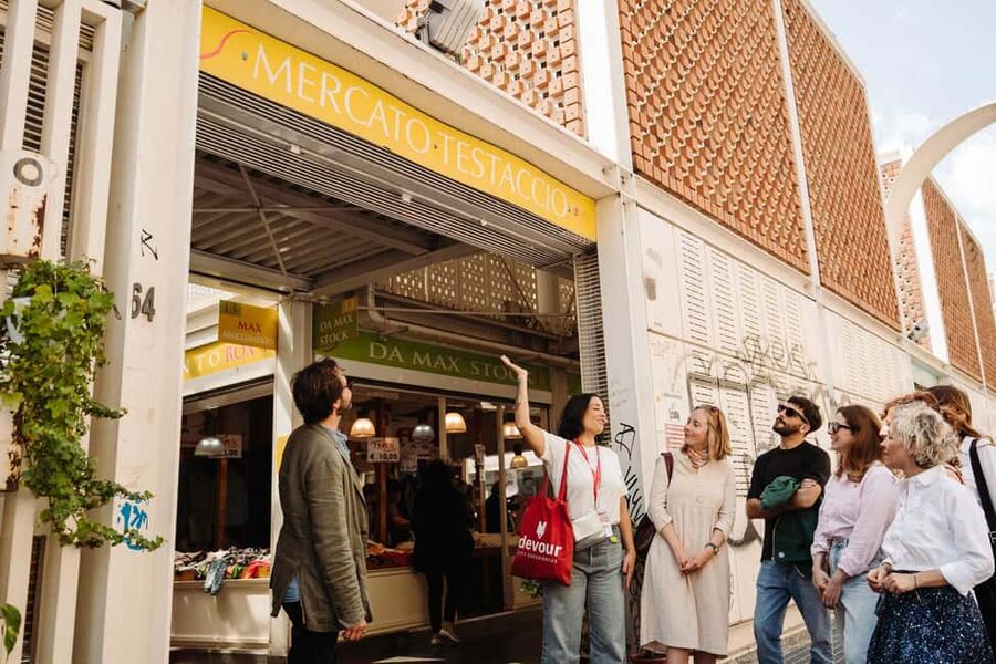 Rome: Testaccio Food & Market Tour with Pasta & Wine - Gelato at Brivido Gelateria
