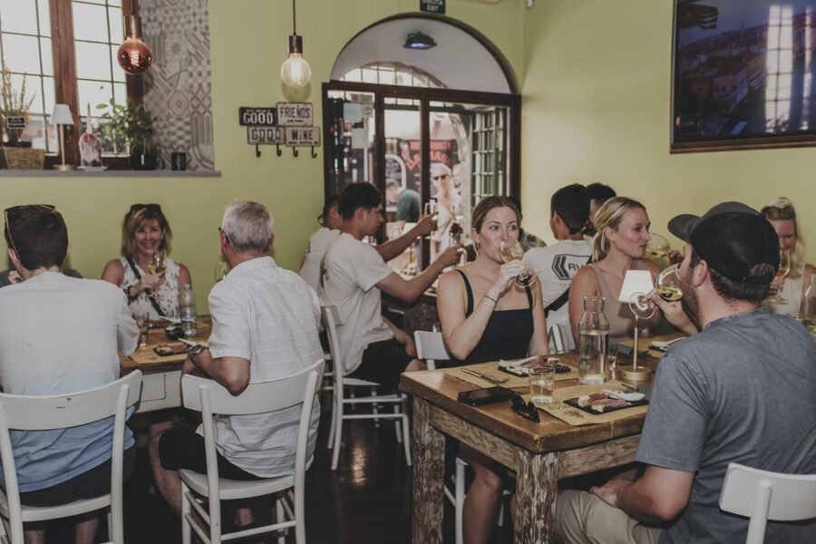 Rome: Trastevere Wine Tasting with Food Pairing and Gelato - How much time should you allow?