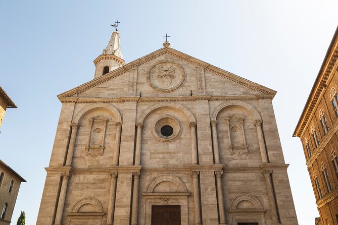 Rome: Tuscany & Montepulciano Day Trip with Lunch & Wine Tasting - Walking, weather, and practical comfort