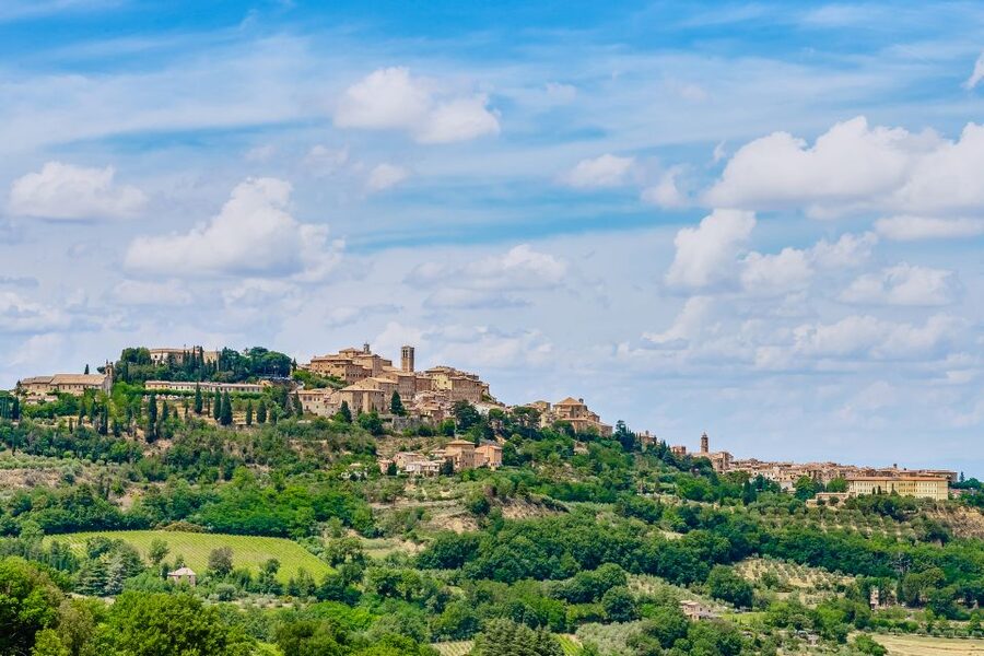 Rome: Tuscany & Montepulciano Day Trip with Lunch & Wines - Why this Rome to Tuscany day trip works