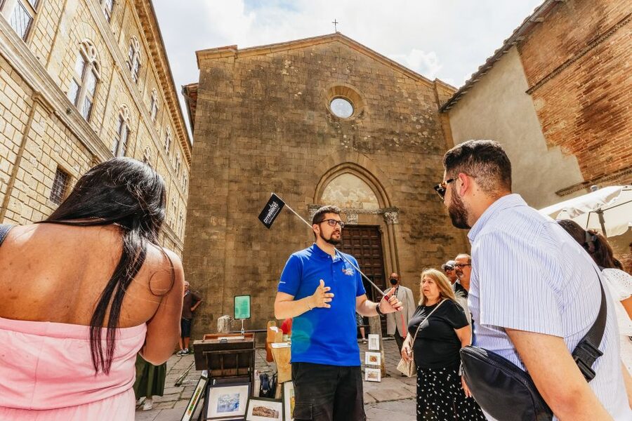 Rome: Tuscany & Montepulciano Day Trip with Lunch & Wines - Group size, transport and practical limits