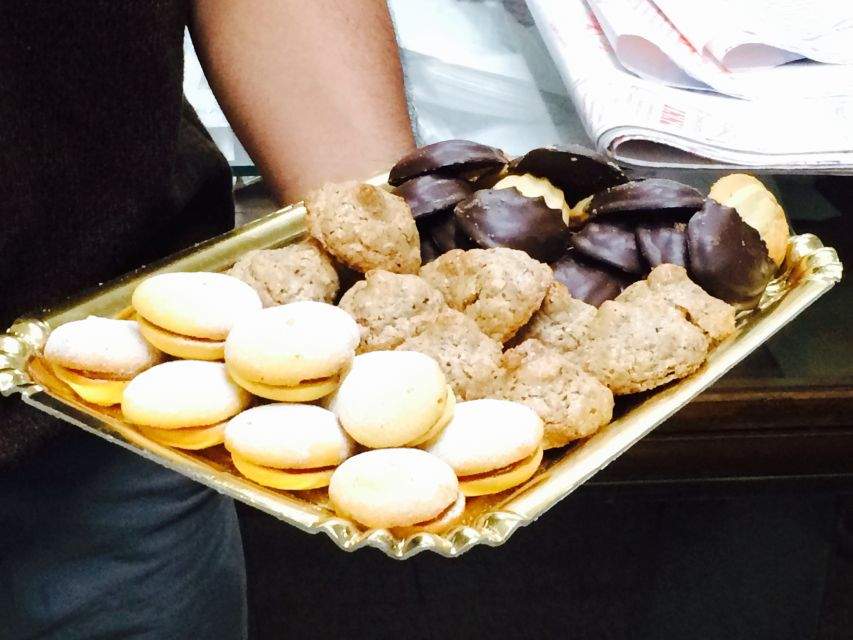 Rome: Twilight Trastevere Food Tour with Wine Tasting - Da Enzo al 29 and the value of skipping the queue
