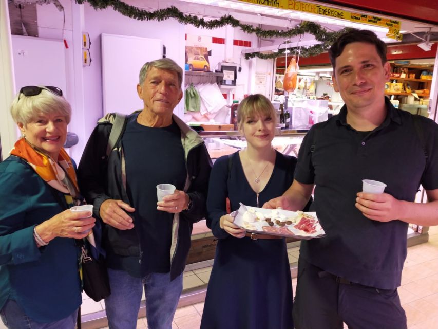 Rome: Vatican Street Food and Wine Tour with Farmers Market - Entering the Trionfale farmers market