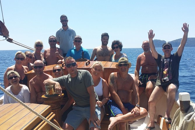 Sailing day trip on Tall Ship Andrea Jensen with Lunch and Wine - Who will enjoy this Alghero boat trip?